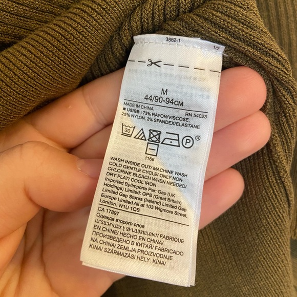 NWT Banana Republic Ribbed Relaxed Puff Sleeve Sweater in Cargo Olive Sz M - Picture 6 of 12